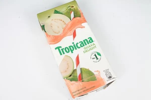 Tropicana Guava Delight 1 LT