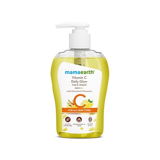 Mamaearth Face Wash With Vitamin C & Turmeric, 250Ml